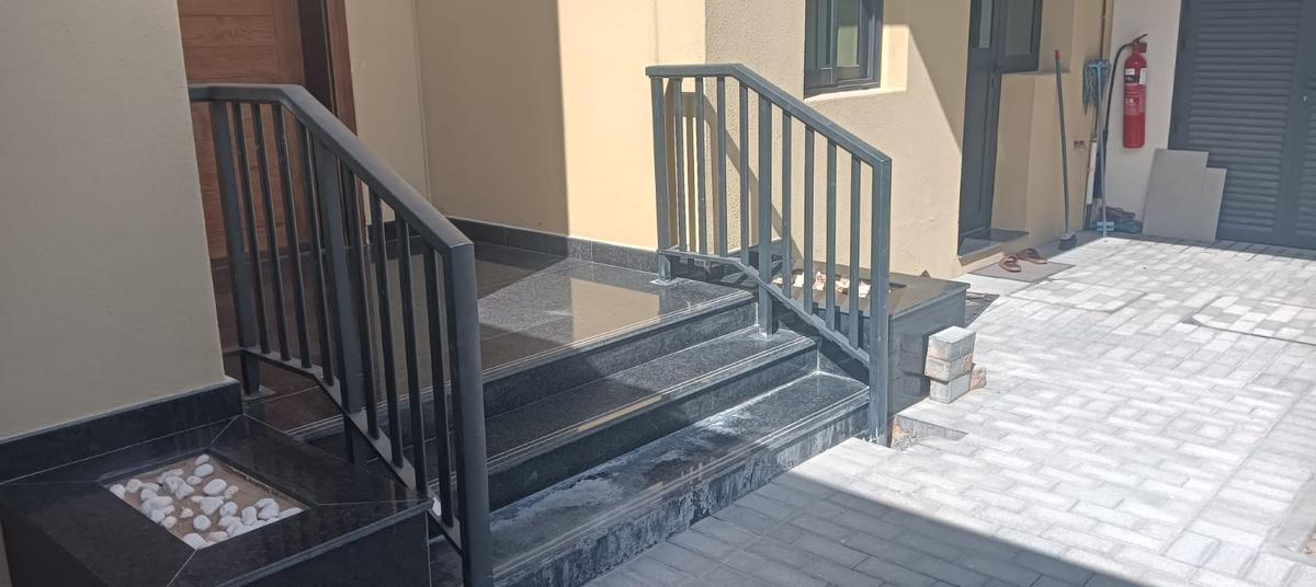 Aluminium staircase handrail
